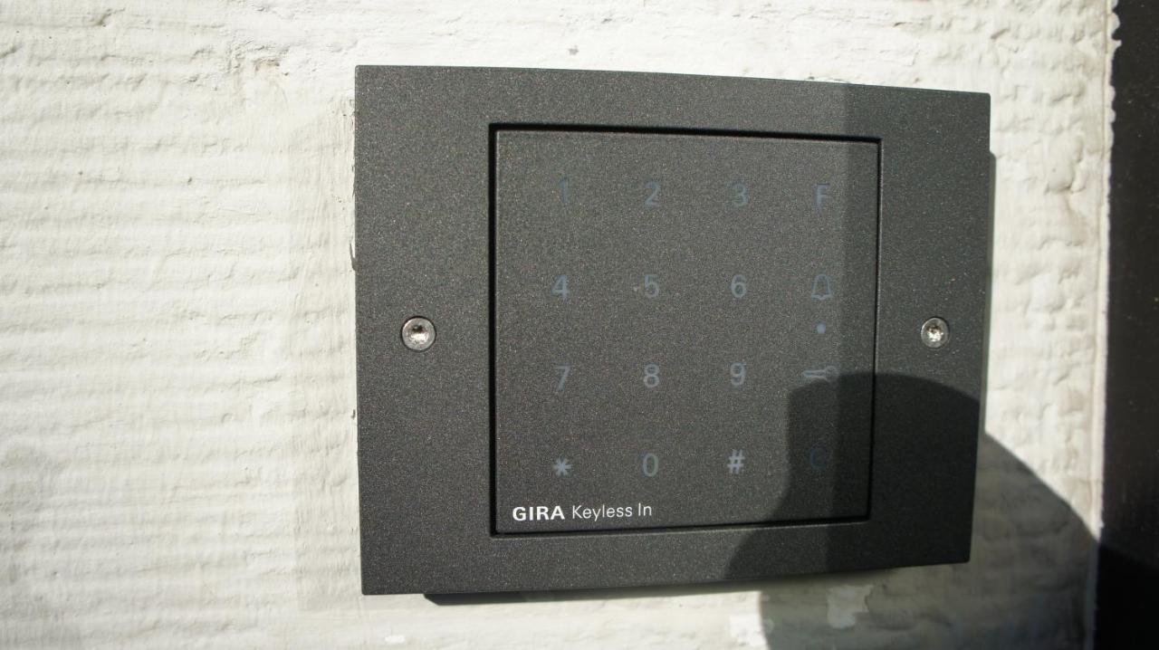 Gaestehaus Am Flughafen Duesseldorf Экстерьер фото