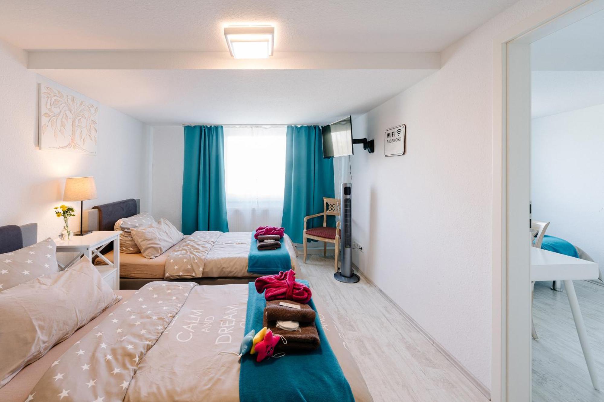 Gaestehaus Am Flughafen Duesseldorf Экстерьер фото